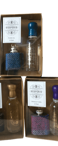 Vesperis gift pack with hip flask