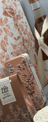 Whispering Angel Magnum Pamper Hamper – Rosé & Relaxation Luxe Set