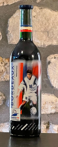 Vin rouge, Bordeaux, bouteille souvenir coupe du monde 1998